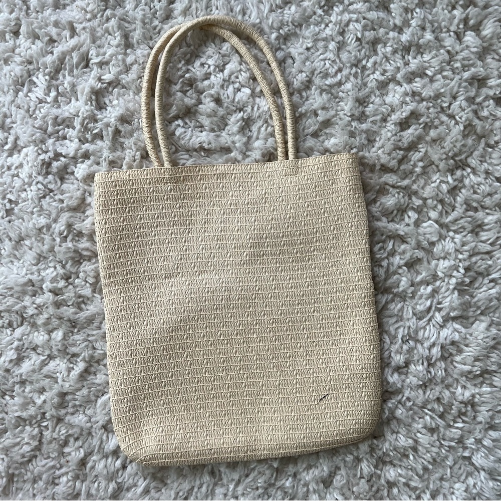 Boutique 9 Cream Tote Bag with Classic Design